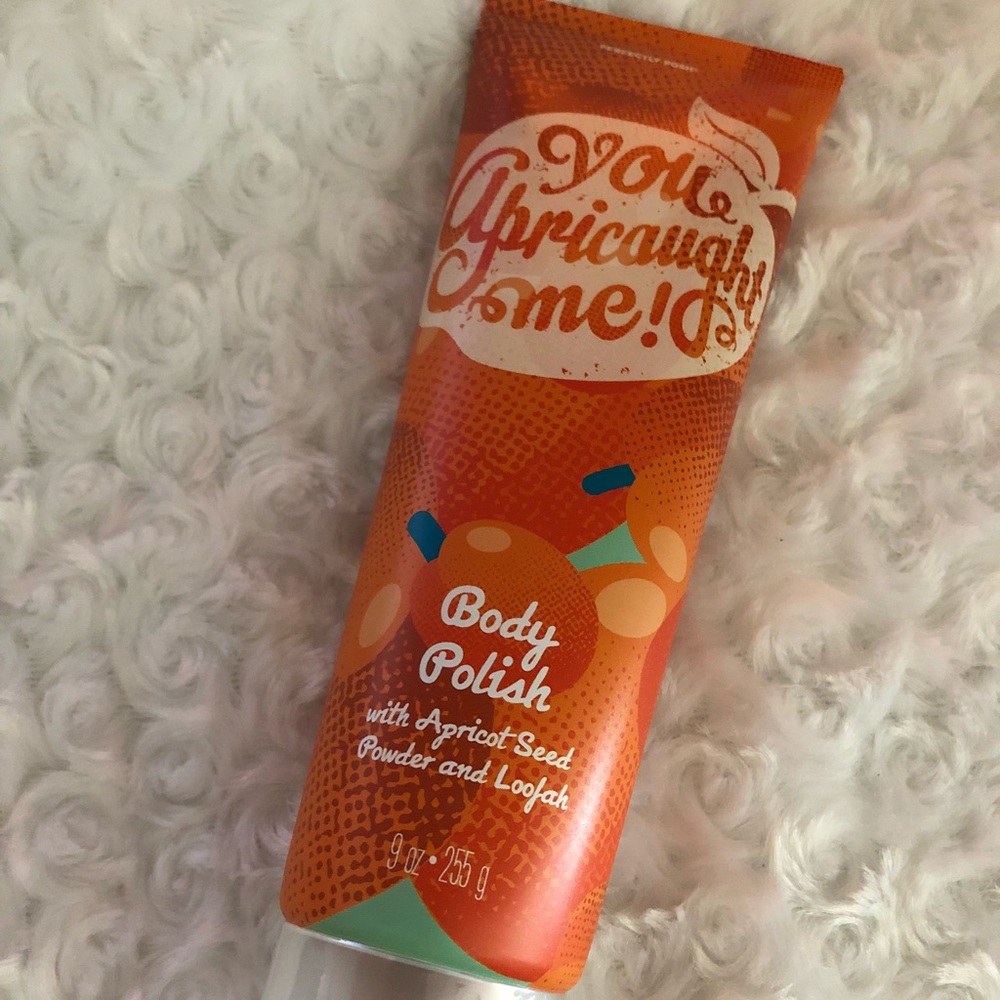 You Apricot Me Body Polish Perfectly Posh
